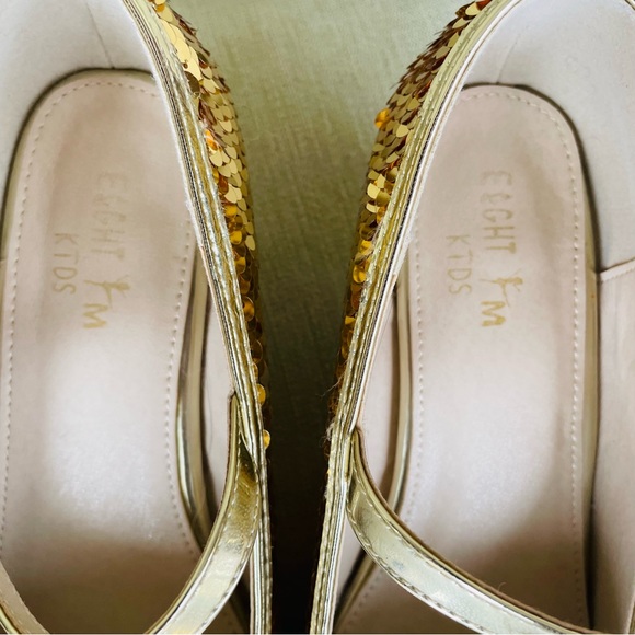 Girl’s gold Sequins dress shoes, SZ 4 - Picture 11 of 13